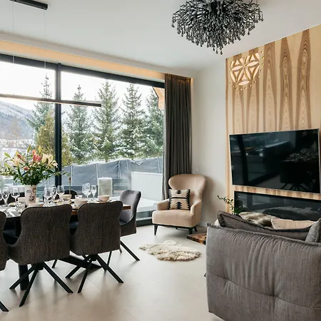 Sv - La كوشتيليسكا